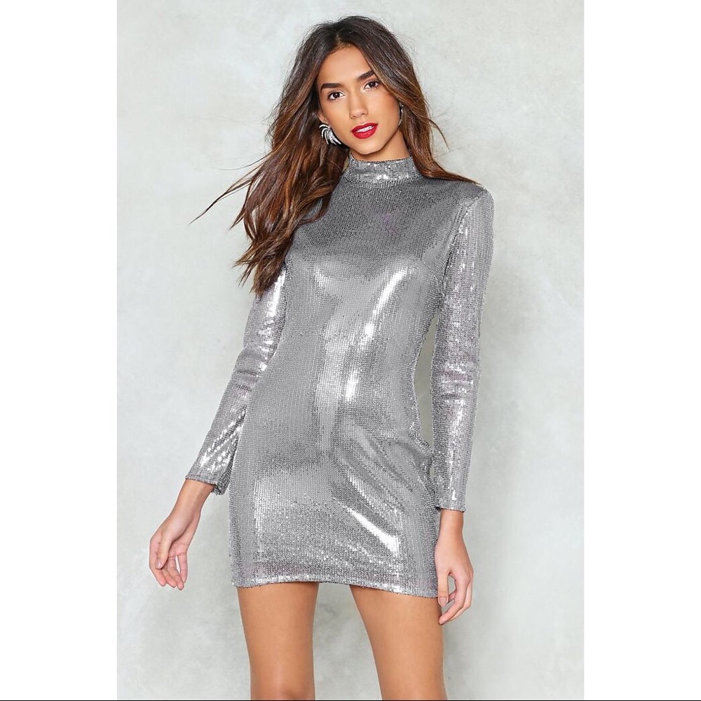 💎NASTY GAL LONG SLEEVE SEQUIN DRESS💎